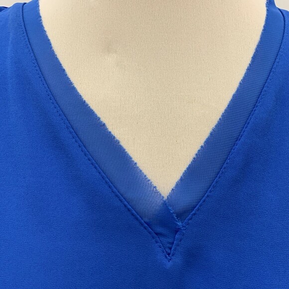 Violet + Claire Women's Top Small Blue V-Neck Sleeveless - Picture 2 of 8